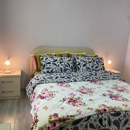 Luxury Home Вльора Екстер'єр фото