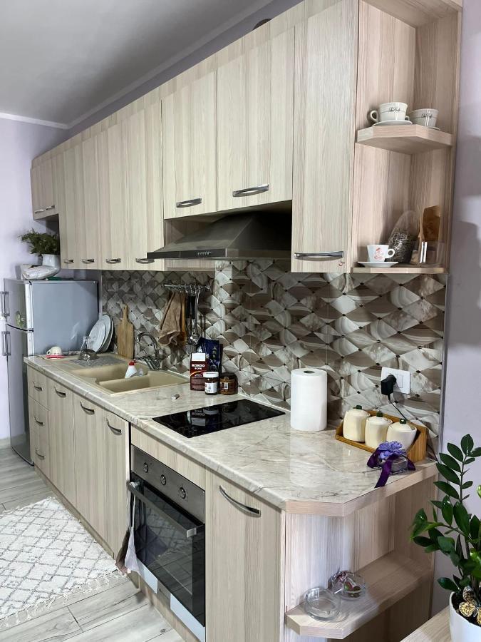 Luxury Home Вльора Екстер'єр фото